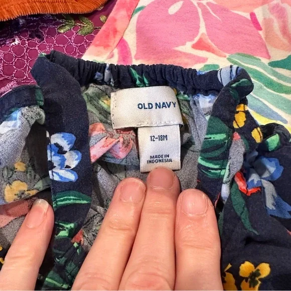 23 piece spring summer 12M girls bundle - Picture 13 of 16